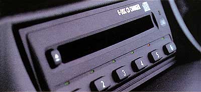 2001 Mitsubishi Montero Sport In-Dash 6 Disc CD Changer